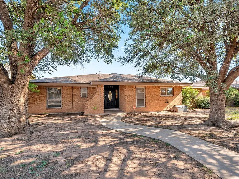4202 Merrill Dr — Photo 1