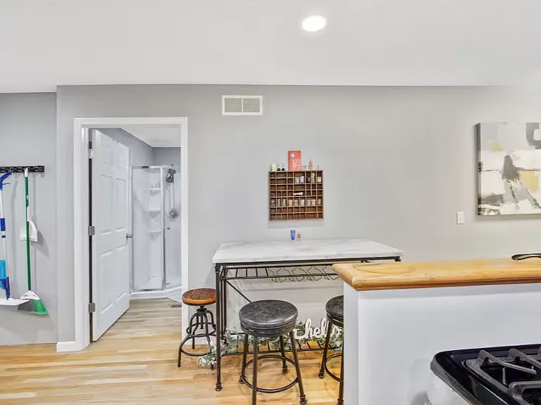 3786 Broadway St #4 — Photo 5