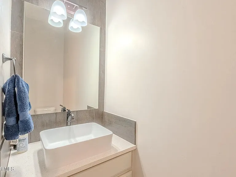 13364 Emerald Glass Dr — Photo 8