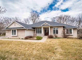47 High Circle Dr NE, Iowa City, IA 52240