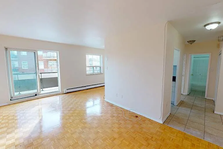 506 Danforth Rd #BACHELOR DEN — Photo 2