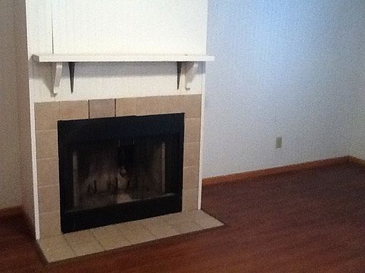 3rd image of 5 E Northwood Ave APT D