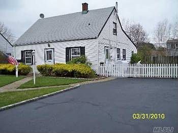 1st image of 67 Center Ln