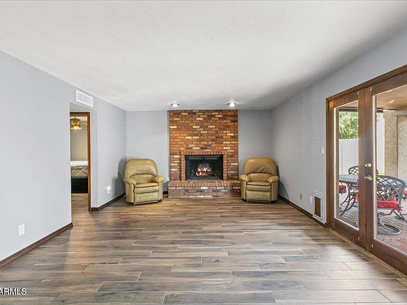4th image of 4030 W Grandview Rd