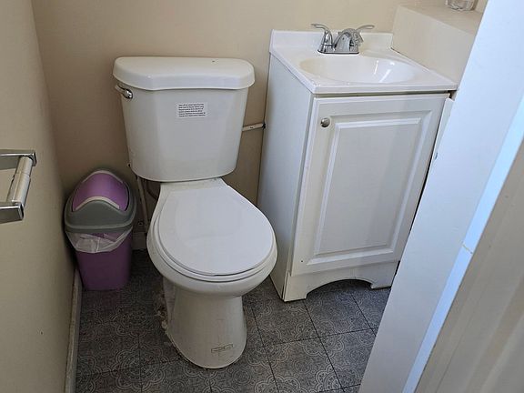 2nd image of 514-518A Broadway #1