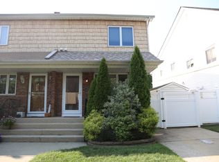 256 Woehrle Ave, Staten Island, NY 10312