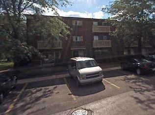 1062 Copperfield Ln APT D, Schaumburg, IL 60193
