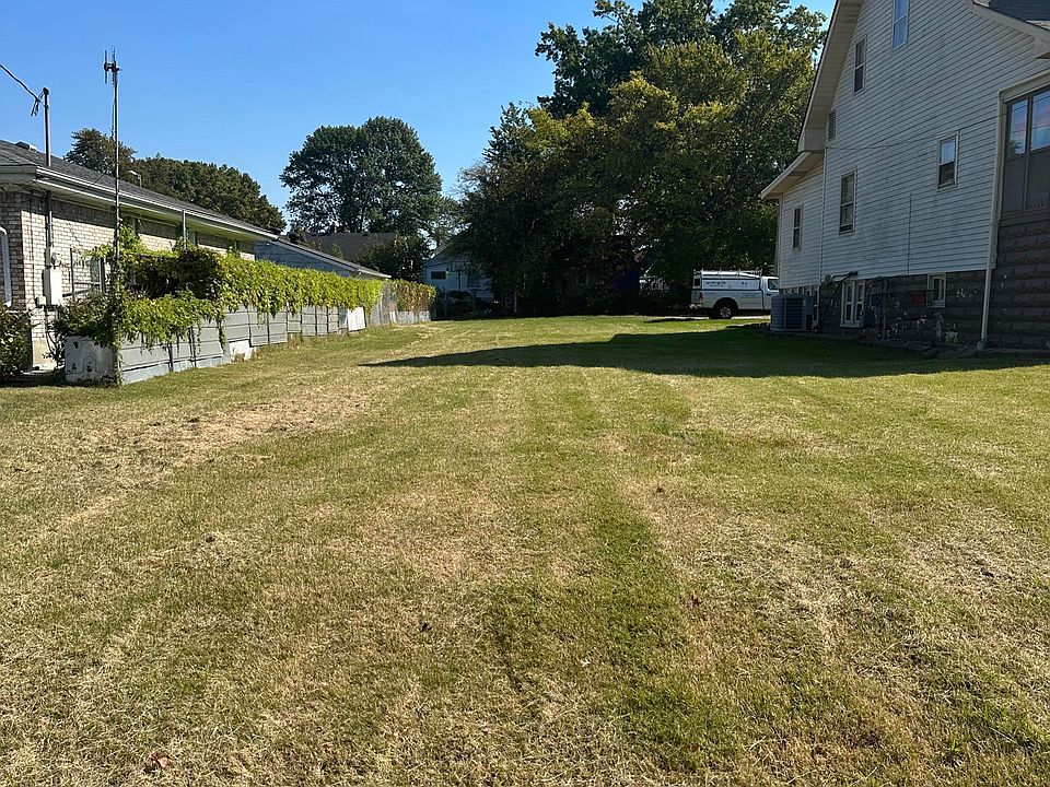 1st image of 4923 1/2 Southside Dr