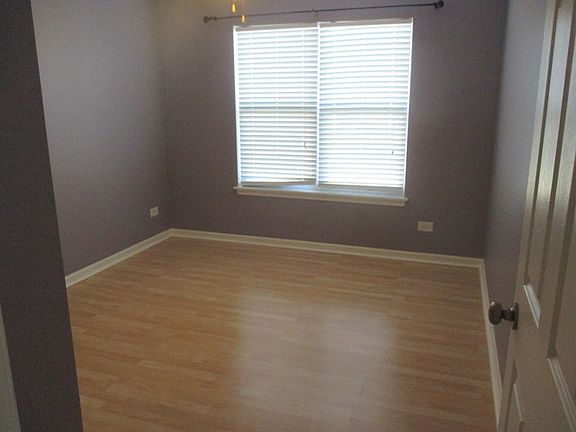 4th image of 1025 Berkshire Ct Unit 37A21