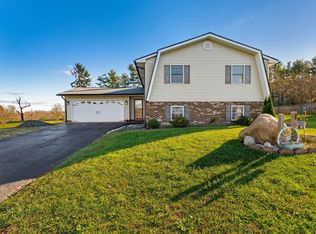 89 Arlington Dr, Chillicothe, OH 45601
