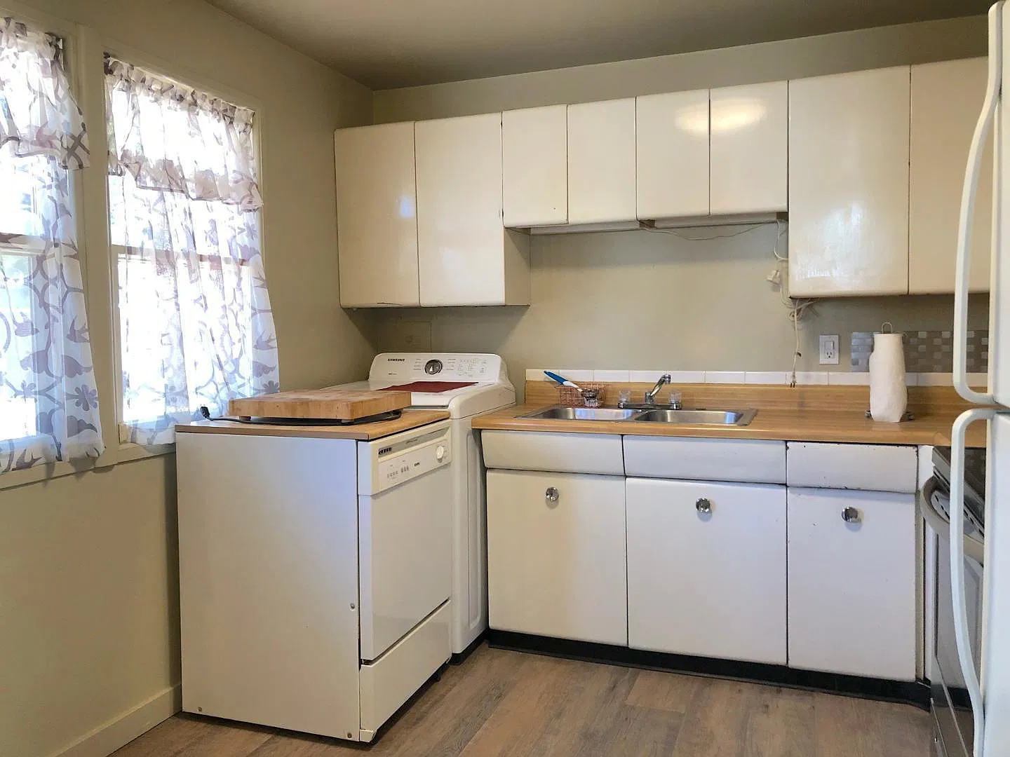 2 bed, 1025 sqft, $1,800 — Photo 4