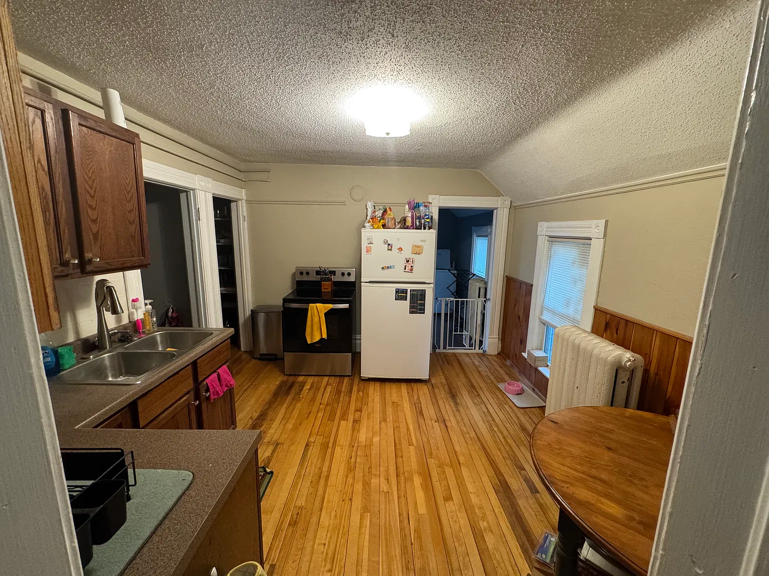 3 bed, 1200 sqft, $1,335 — Photo 4