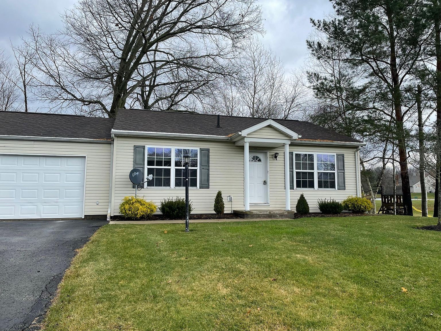 3886 Morefield Rd, Hermitage, PA 16148 Zillow