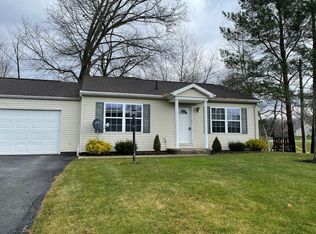 3886 Morefield Rd, Hermitage, PA 16148