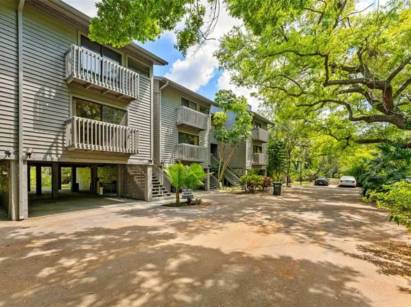 2055 Arbor Dr, Clearwater, FL 33760