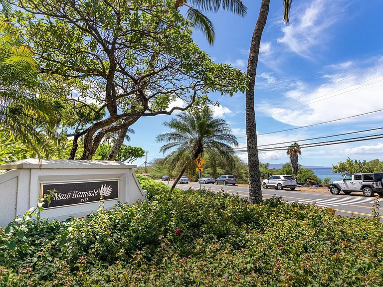 S Kihei Rd — Photo 48
