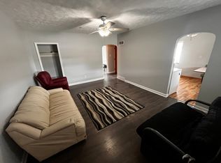 20 S Haft St #B, Houston, PA