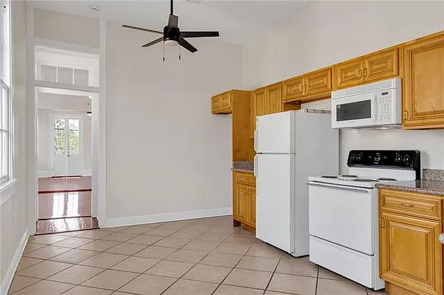 1 bed, 1.0 bath, 741 sqft, $1,700 — Photo 4