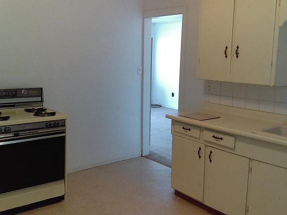 5th image of 108 21st St