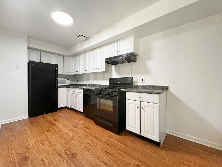 2309 Olson St #102 — Photo 4