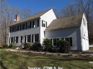 12 Acorn Dr, Old Saybrook, CT 06475