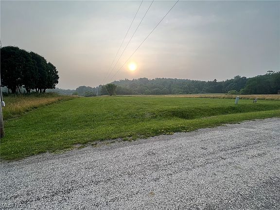 4th image of Sherrod Valley Dr