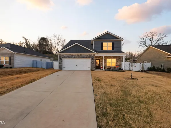 5402 Wildlife Cir, Piney Flats, TN 37686