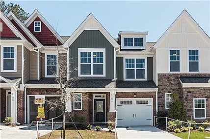 2nd image of 4122 Vallonia Dr