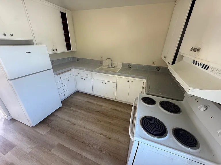 4740 Appian Way #22 — Photo 7