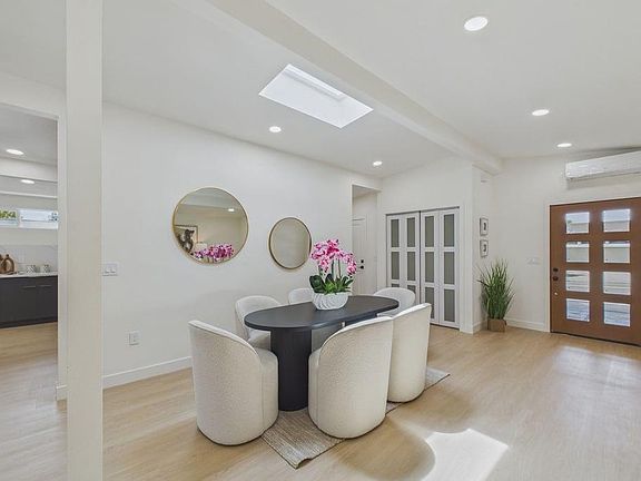 4th image of 5667 Greenridge Rd