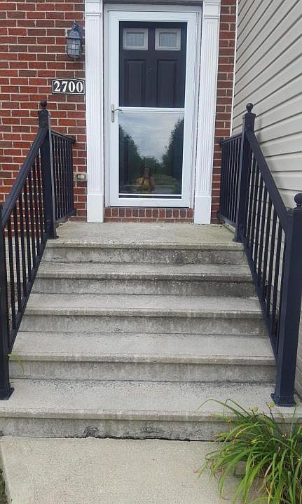 1st image of 2700 Sawmill Green Dr