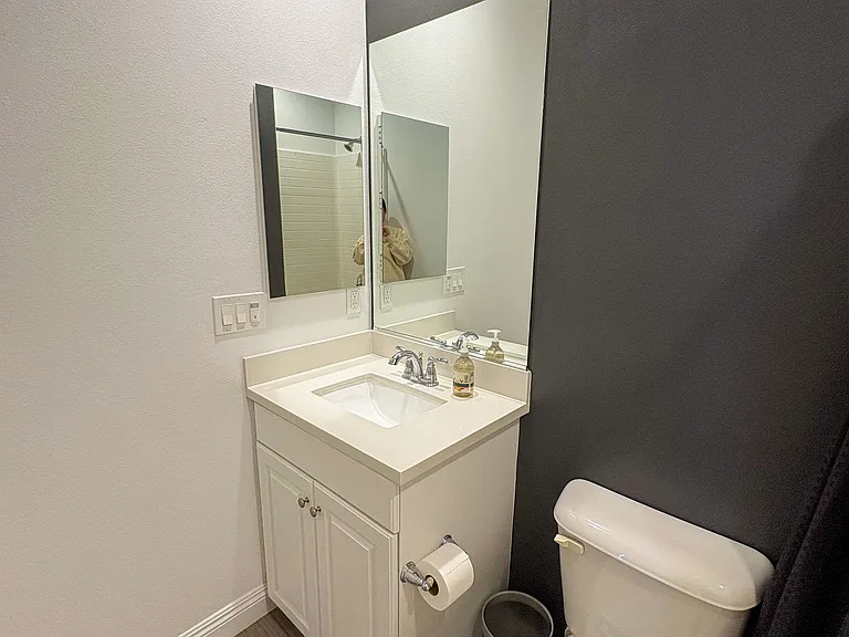 Finch Ln — Photo 16