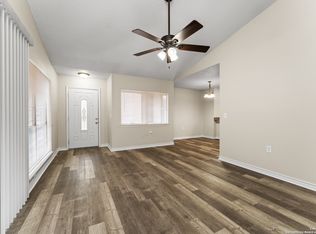 8004 Laurel Bnd, San Antonio, TX 78250