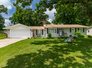 5420 Marcella Rd, Merrillville, IN 46410