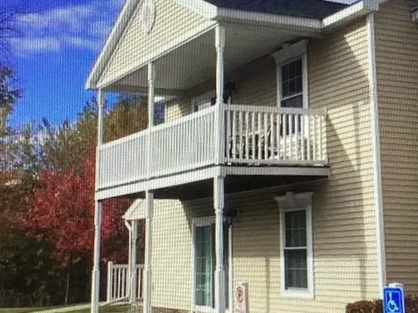 408 Cedar Run, Rensselaer, NY 12144