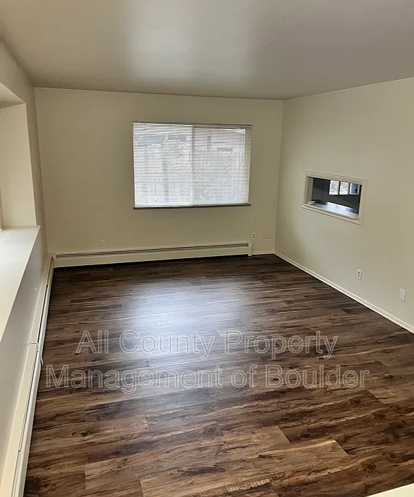 4425 Comanche Dr #3