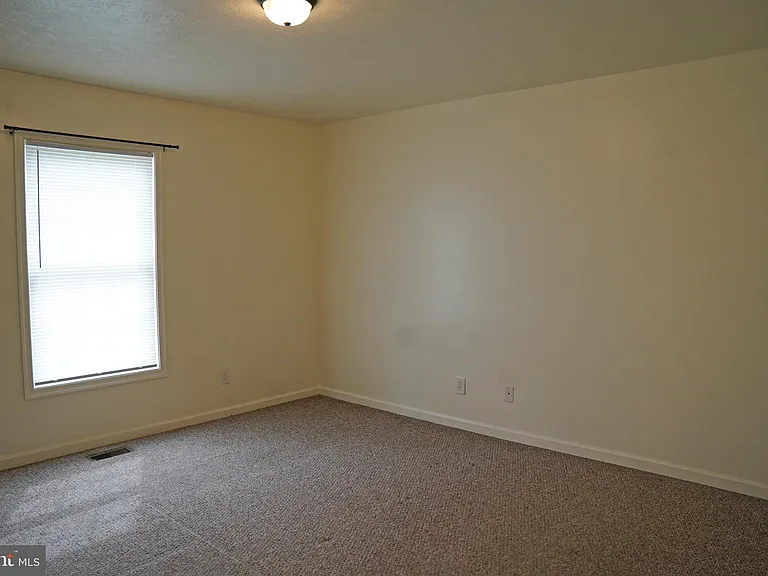 122 Sinker Dr — Photo 16