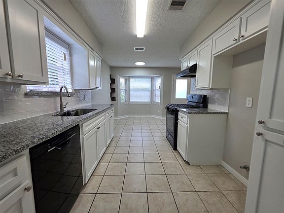 5th image of 6607 Rockfield Dr