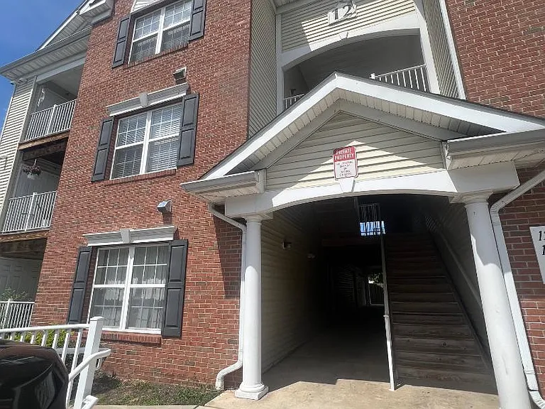 1216 Dogwood Ct #1216 — Photo 10