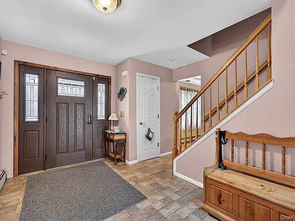 4th image of 349 Mountain Avenue