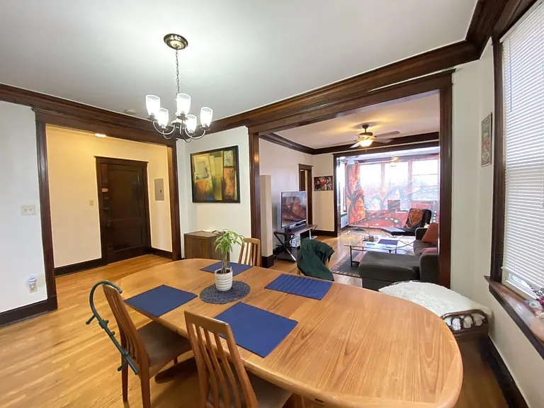4003 N Springfield Ave #2 — Photo 2
