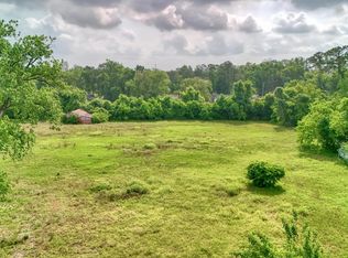 1821 S Victory Dr, Houston, TX 77088