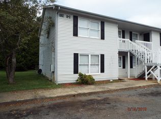 326 W Starmount Ave #10, Liberty, NC 27298