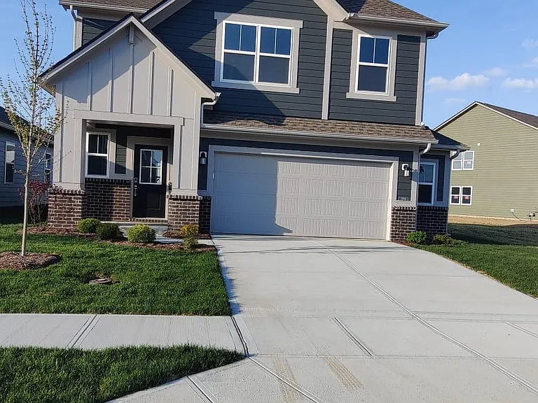 2209 Dixon Creek Dr — Photo 4