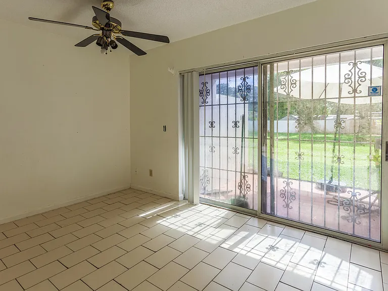 5080 Elmhurst Rd E #C — Photo 10