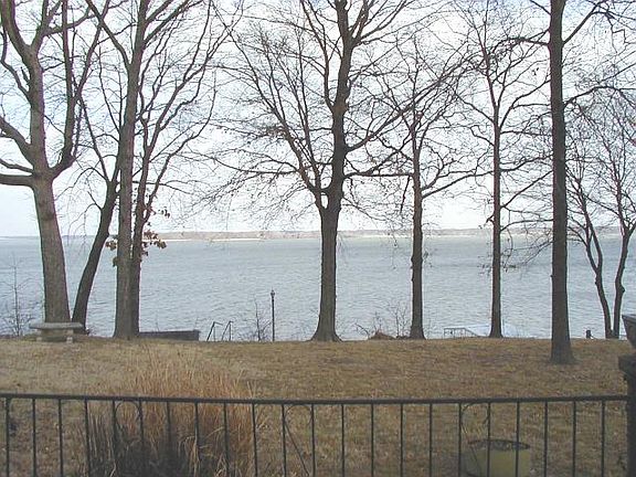 4th image of S 563rd Rd