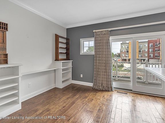 2nd image of 310 Hillcrest Ave