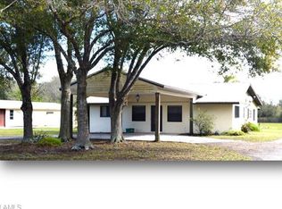 370 Trader Rd, Labelle, FL 33935