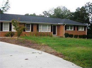 6710 Old Mize Rd, Toccoa, GA 30577