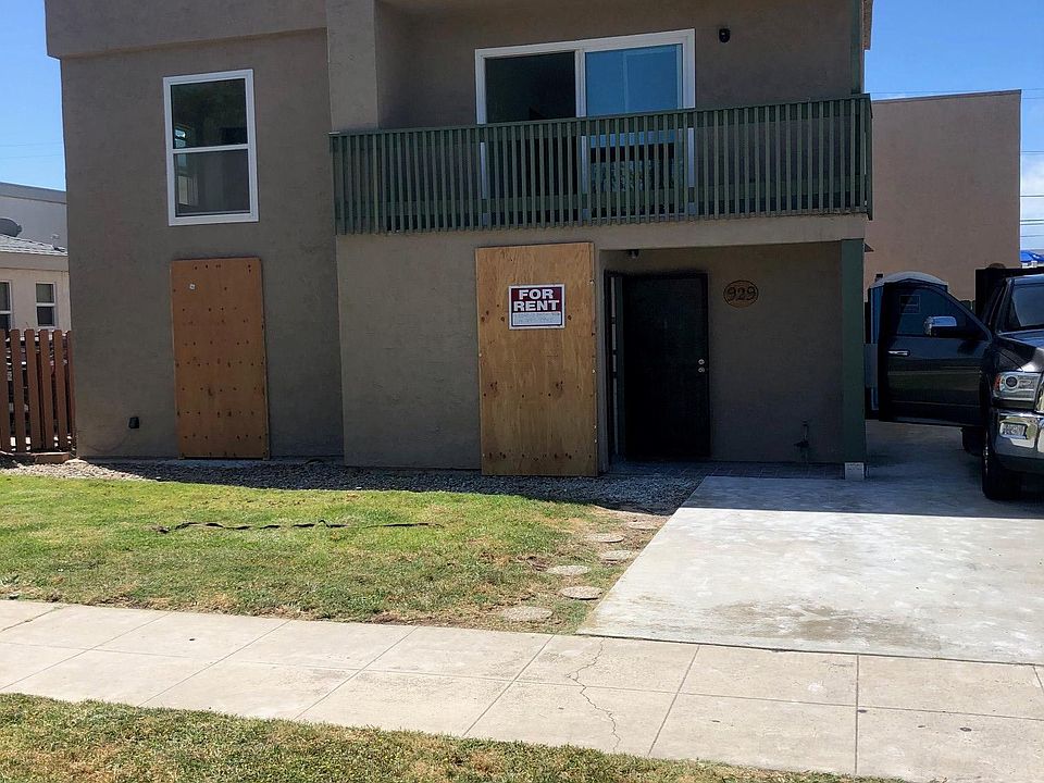 1st image of 929 Chalcedony St